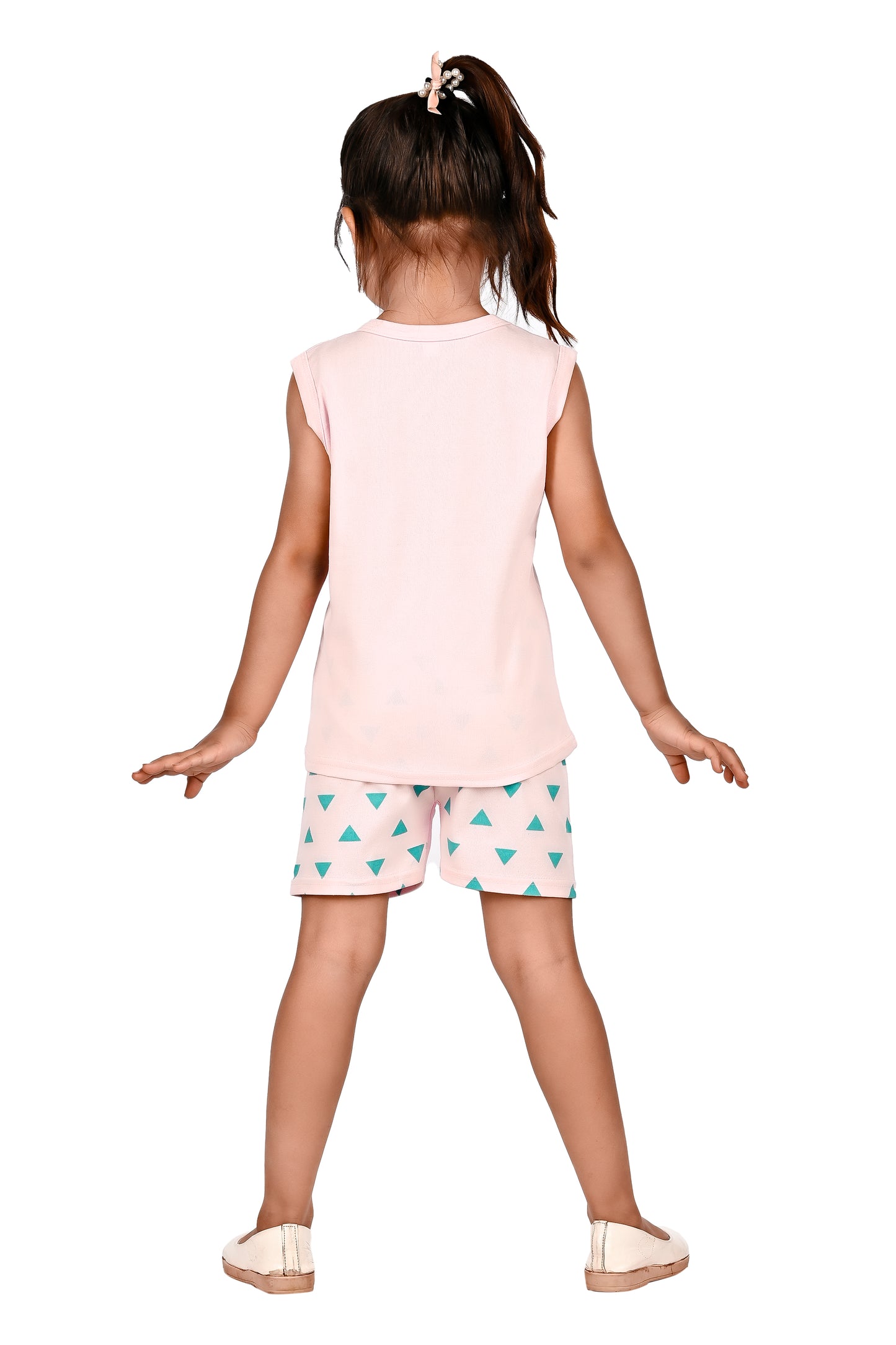 NEW GEN GIRLS CASUAL T-SHIRT & SHORTS