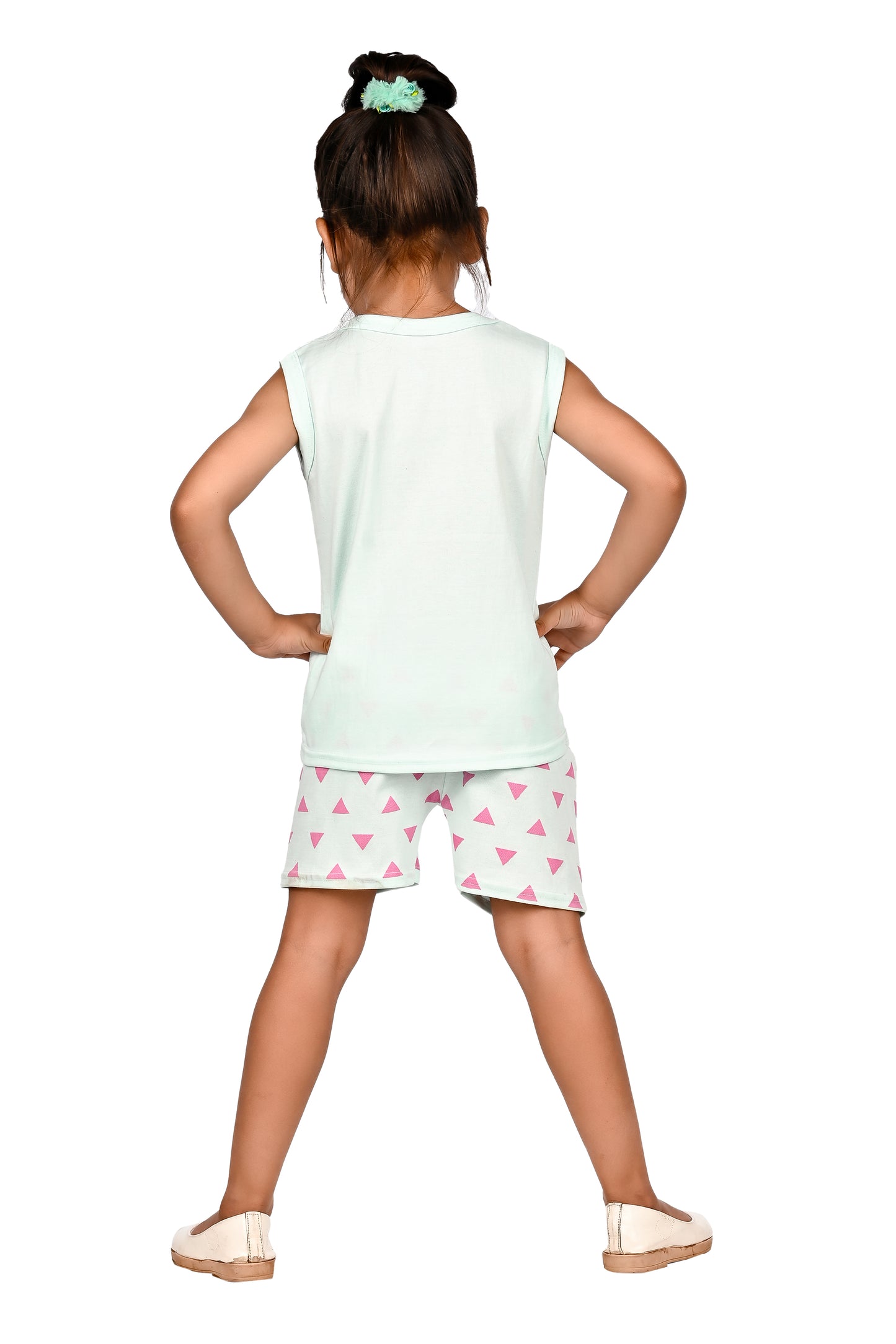 NEW GEN GIRLS CASUAL T-SHIRT & SHORTS