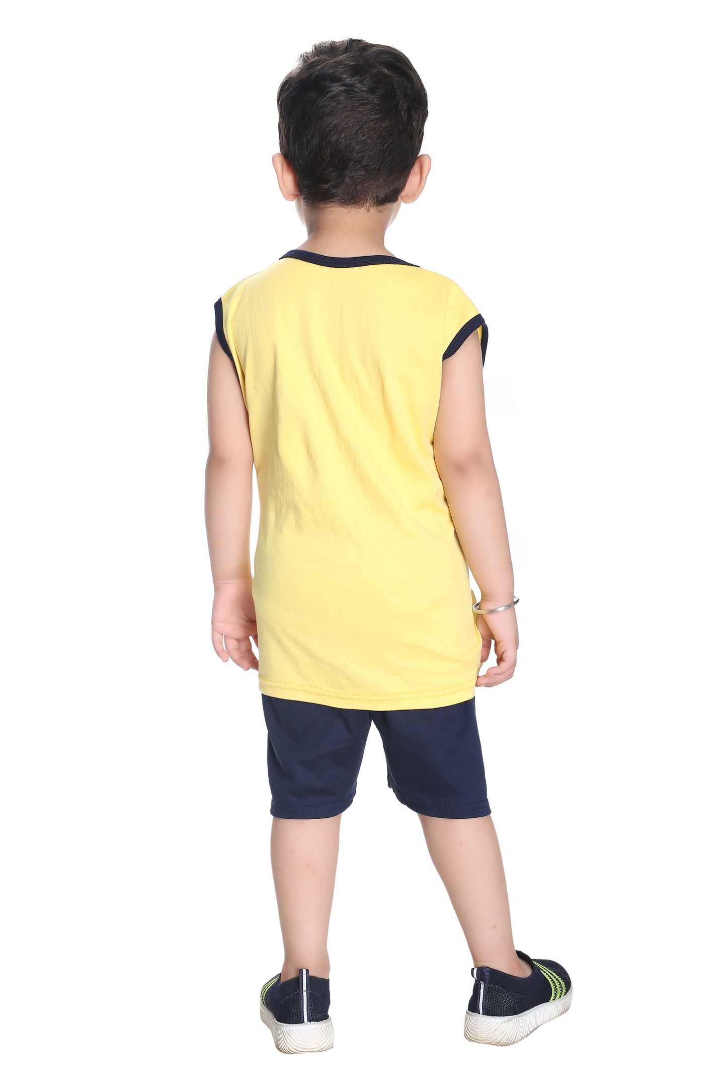 NEW GEN Boy's T-Shirt & Pant Set